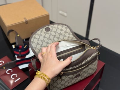 Gucci小郵差相機包8