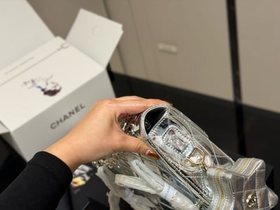 小香漆皮後背包12