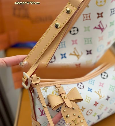  LV白三彩橫版Carryall5