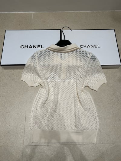 Miumiu字母小鏤空上衣 9