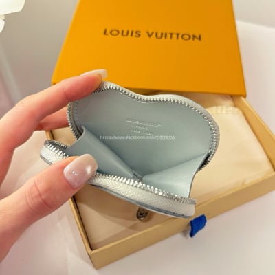LV 愛心零錢包6