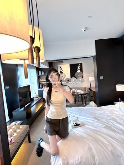 miu miu小碎花短袖T5