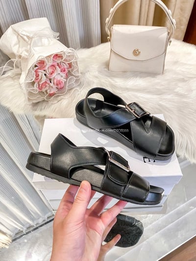 LOEVE交叉帶涼鞋5