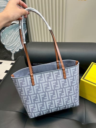 Fendi 菜籃子 tote包5