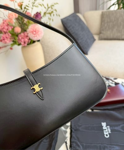 CELINE Tina腋下法棍包​​8