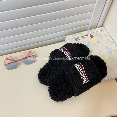 巴黎世家毛毛拖鞋12