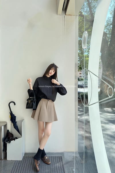 Loewe素色皮牌襯衫7