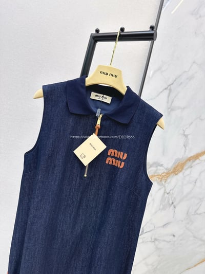 Miu Miu牛仔無袖百褶連身裙6