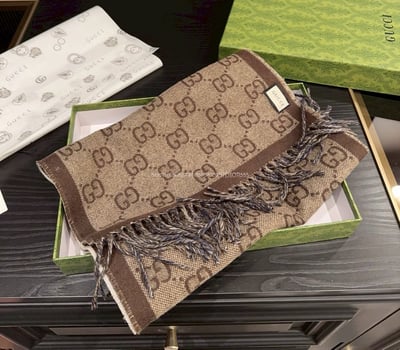 GUCCI 圍巾8