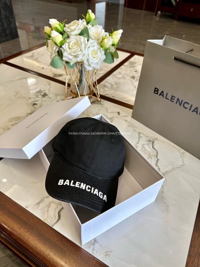 巴黎世家棒球帽9