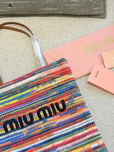 MiuMiu針織包 13