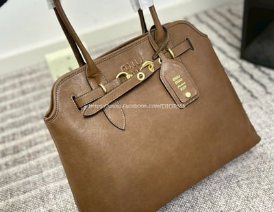 miumiu保齡球公文包7