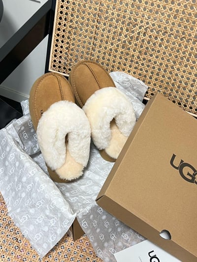 UGG半拖鞋 7