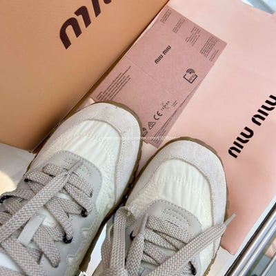 MIUMIU餅乾小白鞋9