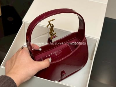 YSL 腋下包7