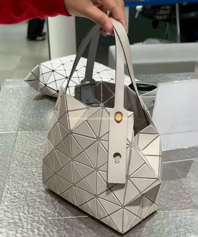 三宅一生鑽石包 2