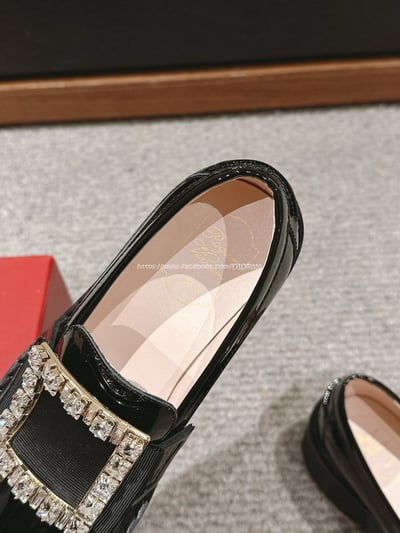 Rv厚底方扣樂福鞋9