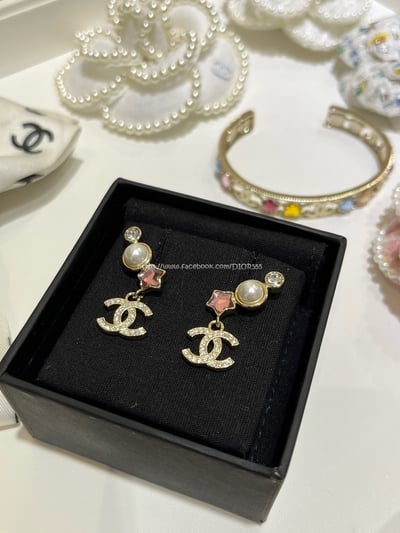 小香滿鑽雙C耳環5