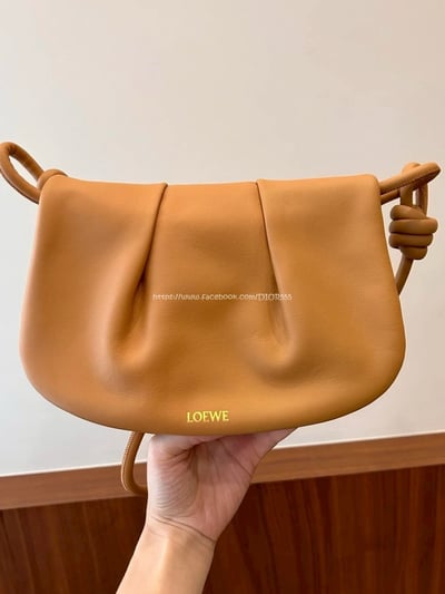 Loewe包 10