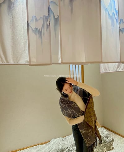 GUCCI 圍巾3