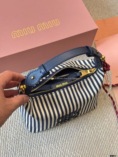 miumiu帆布飯盒包8