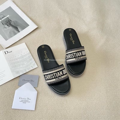 DIOR小厚底條紋拖鞋2