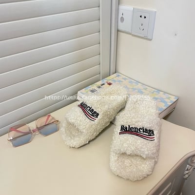 巴黎世家毛毛拖鞋8