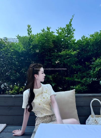 Dior 燙金滿天星T7