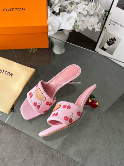 LV櫻桃跟高跟拖鞋9