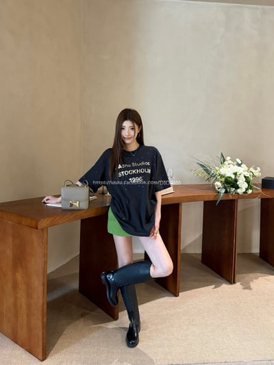 ACNE鐳射字母燙鑽T2