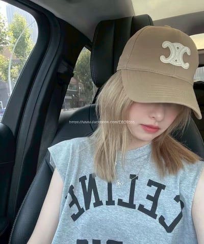 CELINE凱旋門刺繡棒球帽4