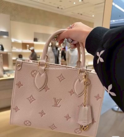 LV onthego 托特包4