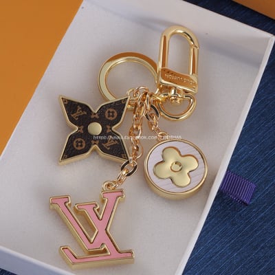 LV鑰匙扣6