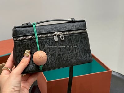 Loro Piana L19 飯盒包9