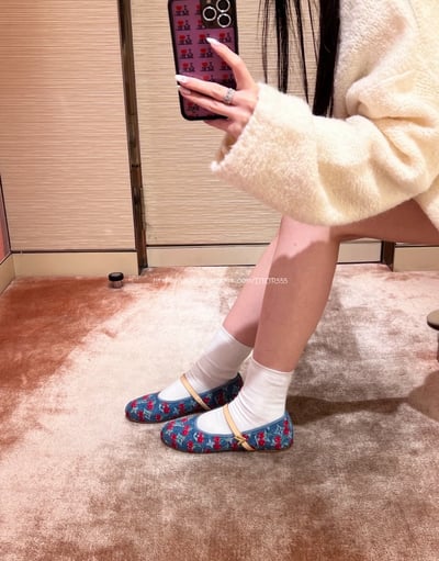 LV ROMY 平底芭蕾鞋 5