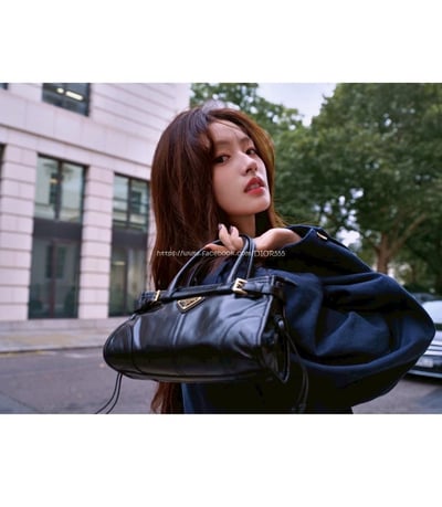 prada soft小購物包 4