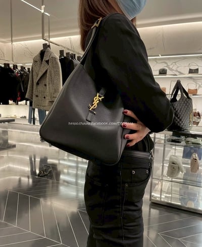YSL Hobo小號腋下包2
