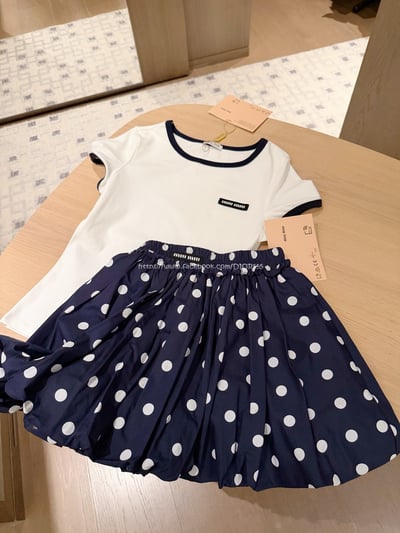 Miu Miu撞色顯瘦短袖T/褲裙6