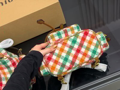 Miu Miu格紋泰迪後背包8