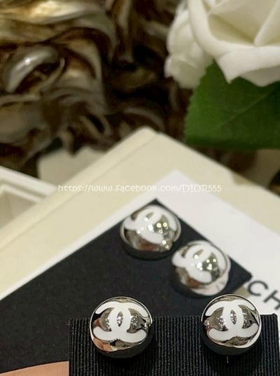 小香雙C圓球紐扣耳環7