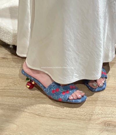 LV櫻桃跟高跟拖鞋4