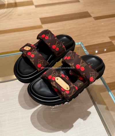 Lv櫻桃厚底拖鞋  (情侶款)1