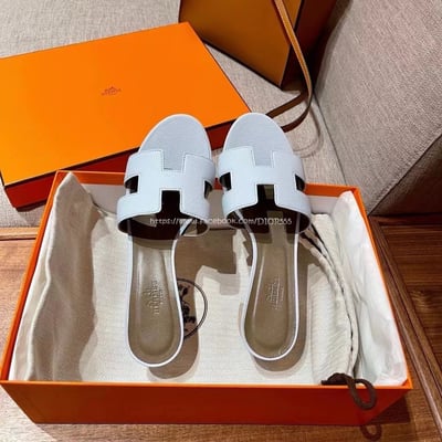 愛馬仕粗跟拖鞋17