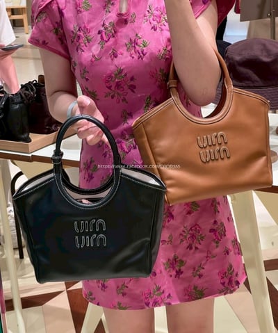  MiuMiu Ivy托特包​​4