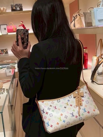  LV白三彩橫版Carryall2