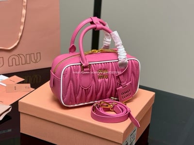 miumiu保齡球包12