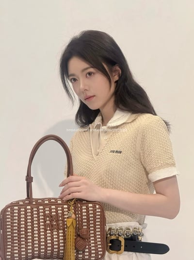 Miumiu字母小鏤空上衣 7