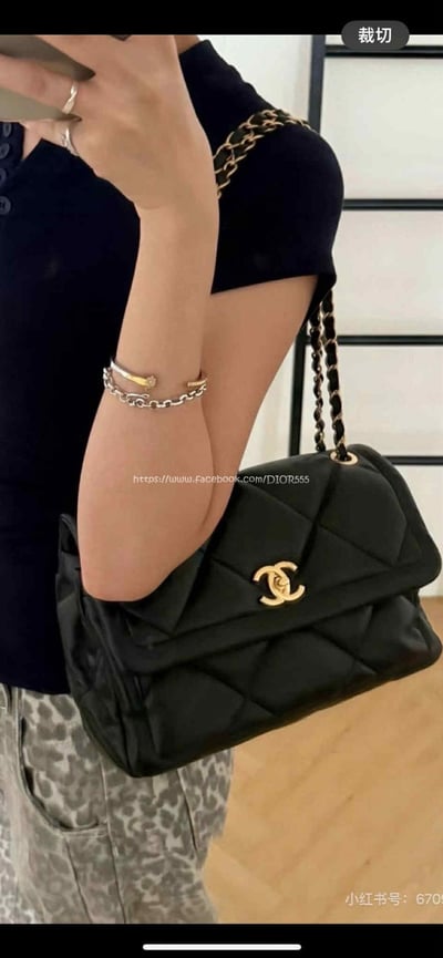 小香MAXl口蓋包10