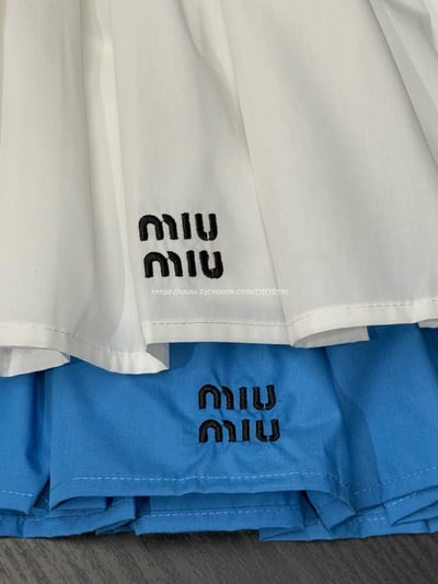 miumiu平口連身裙9
