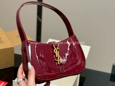 YSL 腋下包1